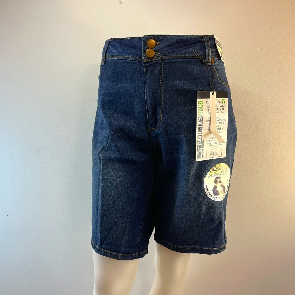 d. jeans Women's Denim Butt Lifter Bermuda Shorts - Size 20W - NWT